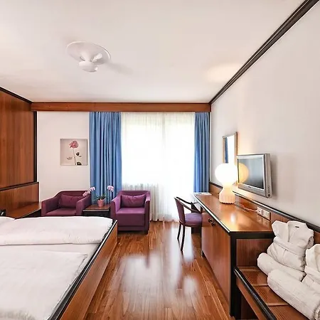 Hotel Juliane 4*