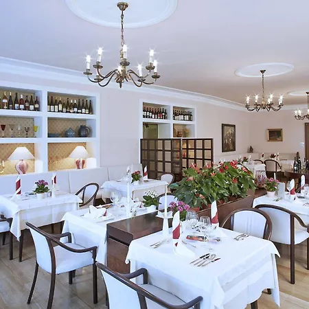 Juliane 4* Meran