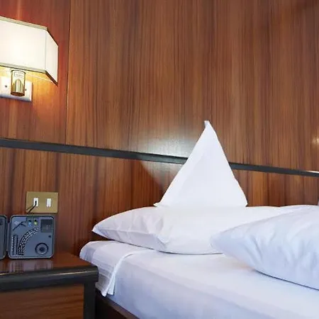 Juliane Hotel
